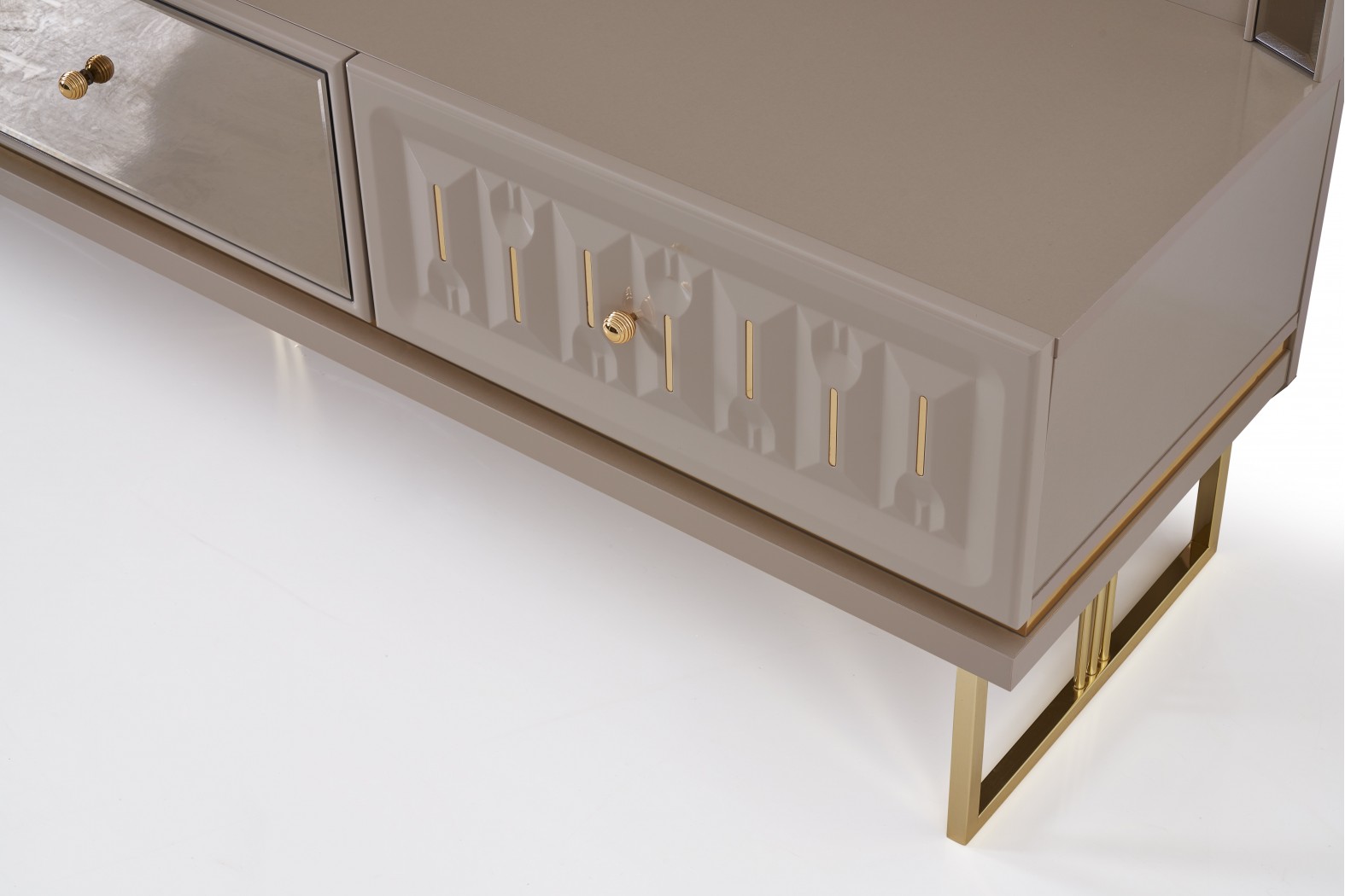 Pars TV Stand Pars TV Stand