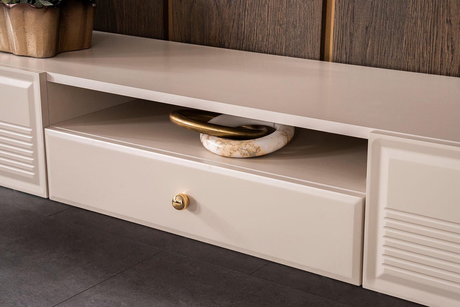 Life TV Unit