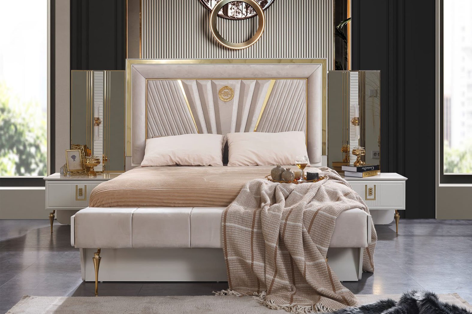Majesty Bedstead