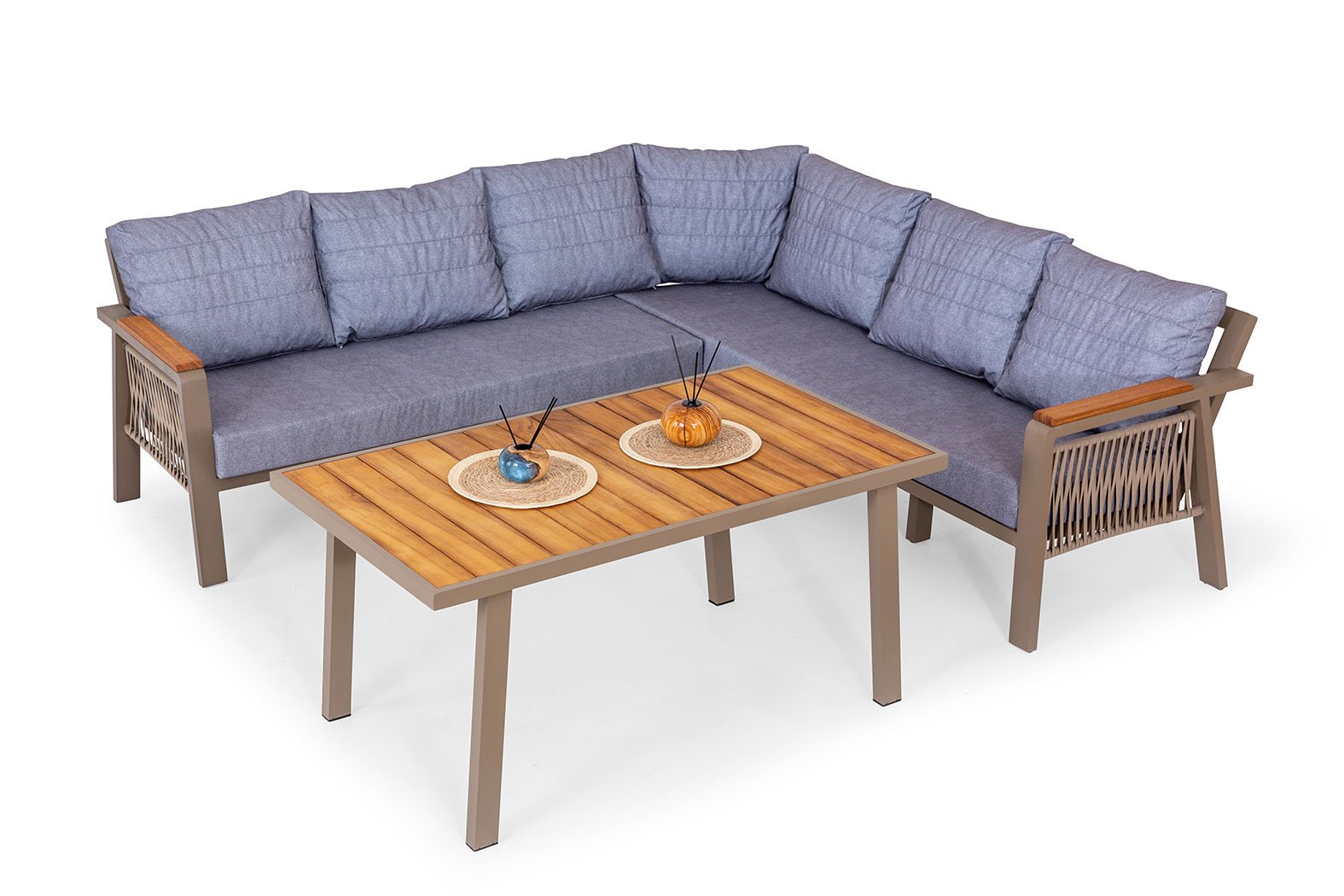 Lacin Garden Corner Set Lacin Garden Corner Set